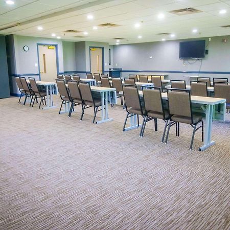 Country Inn & Suites By Radisson, Burlington Elon , Nc Eksteriør bilde