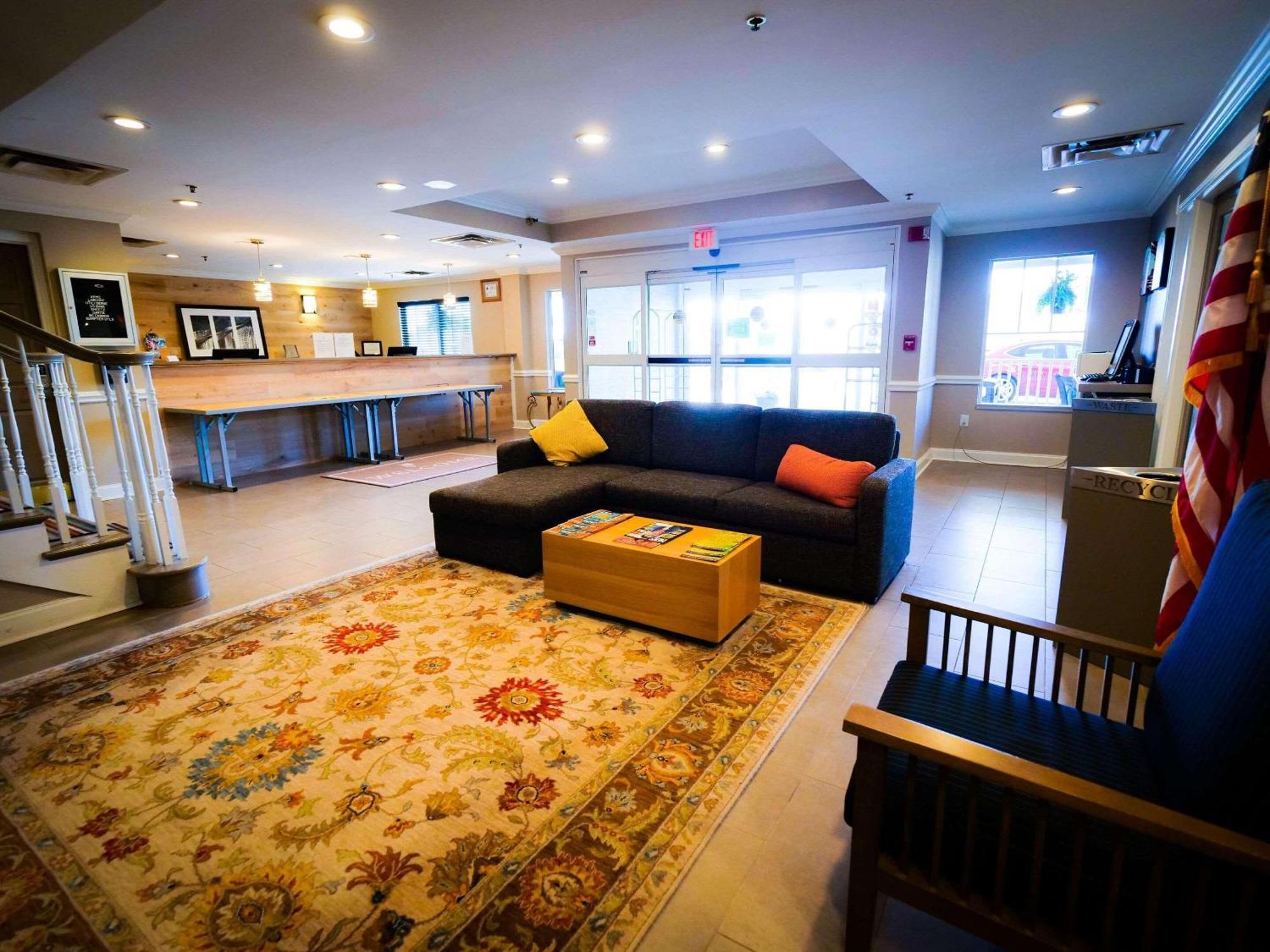 Country Inn & Suites By Radisson, Burlington Elon , Nc Eksteriør bilde