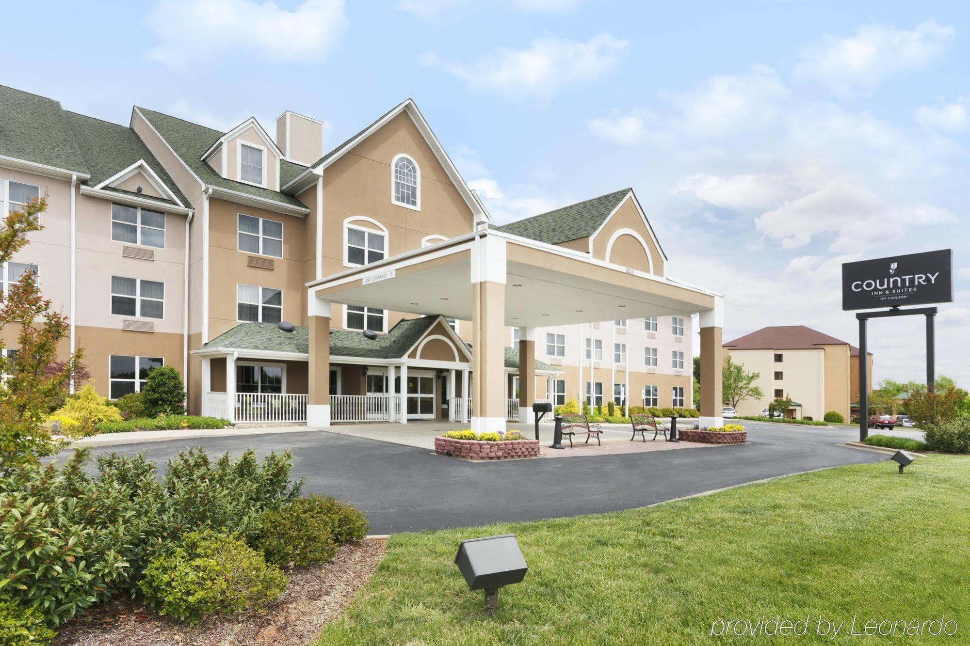Country Inn & Suites By Radisson, Burlington Elon , Nc Eksteriør bilde